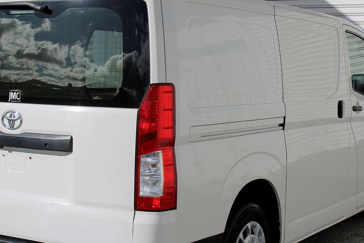 2022 Toyota Hiace GDH300R LWB