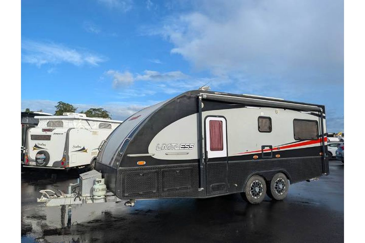 2013 Franklin LIMITLESS CARAVAN SHOWER/TOILET