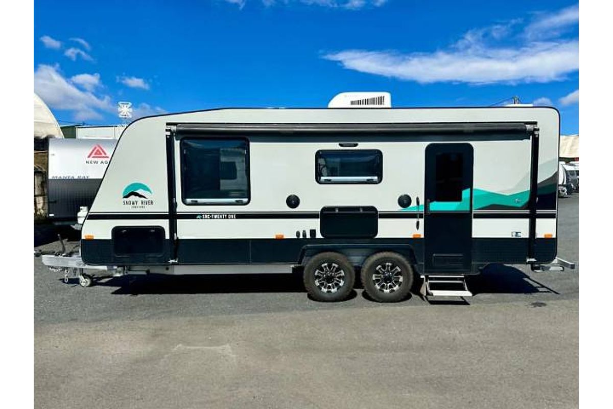 2024 Snowy River SRC CARAVAN CAFE SEATING