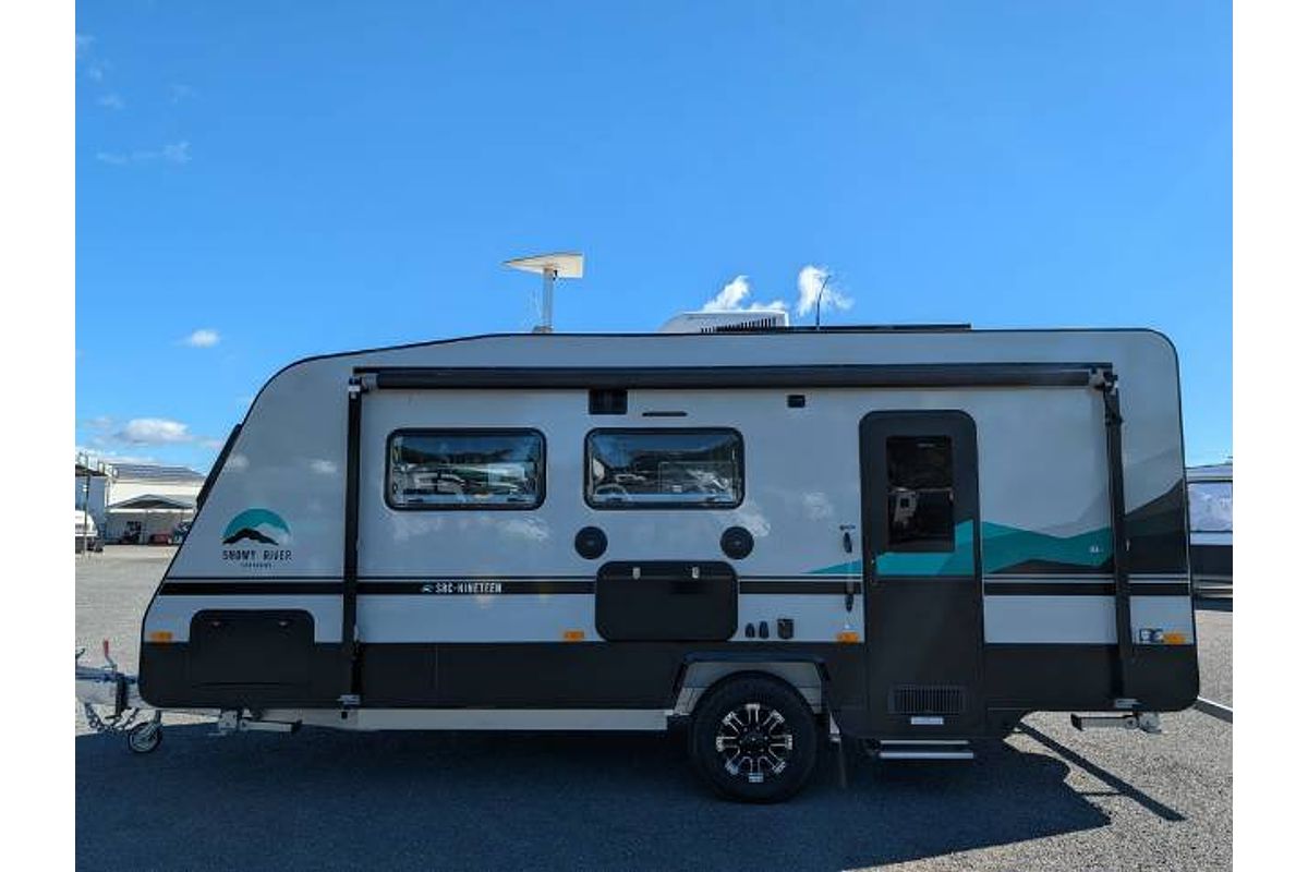 2025 Snowy River SRC CARAVAN CAFE SEATING