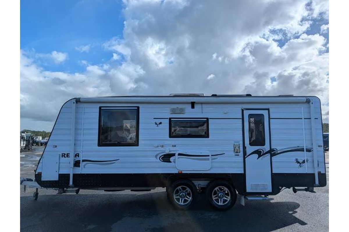 2014 Golden Eagle EUREKA CARAVAN 19'6 CAFE SEATING