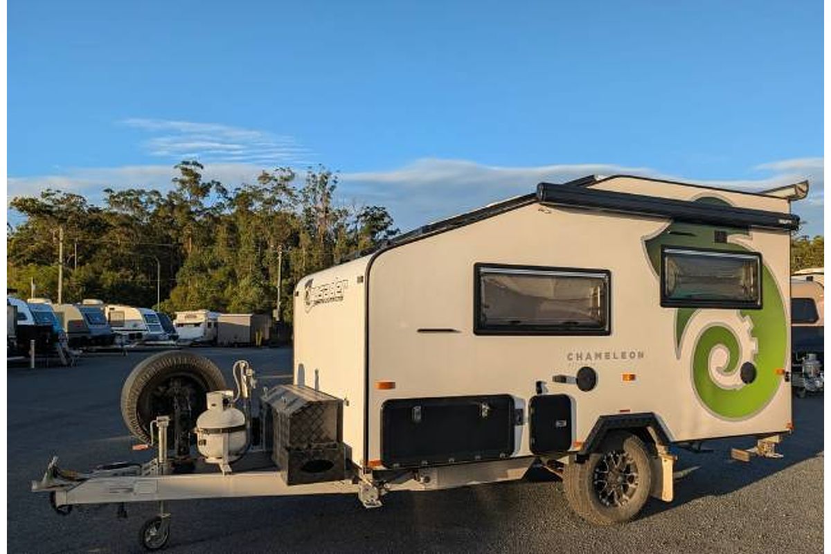 2023 Crusader CHAMELEON CARAVAN SINGLE BEDS