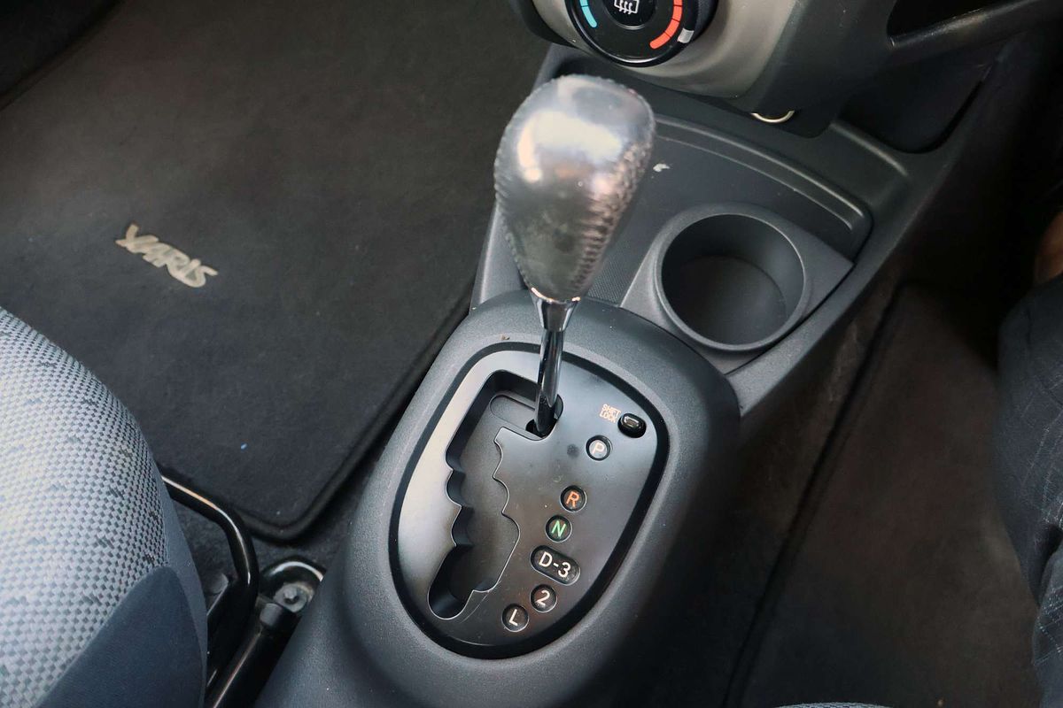 2011 Toyota Yaris YRS NCP91R