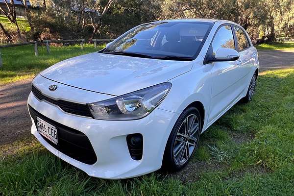 2020 Kia Rio Sport YB thumb-8