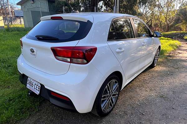 2020 Kia Rio Sport YB thumb-10