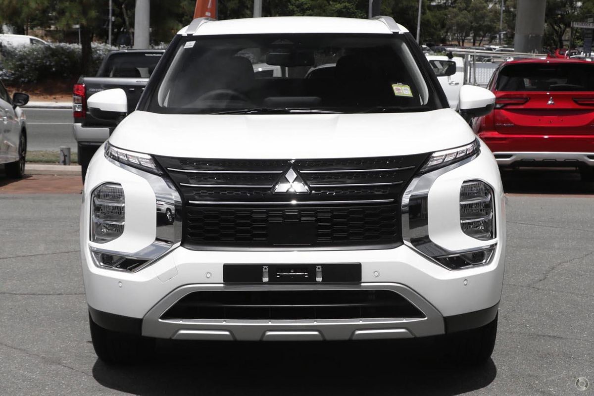 2022 Mitsubishi Outlander LS ZM