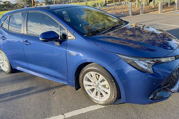 2023 Toyota Corolla SX Hybrid ZWE219R
