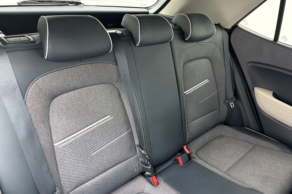 2020 Hyundai Venue Elite QX.2