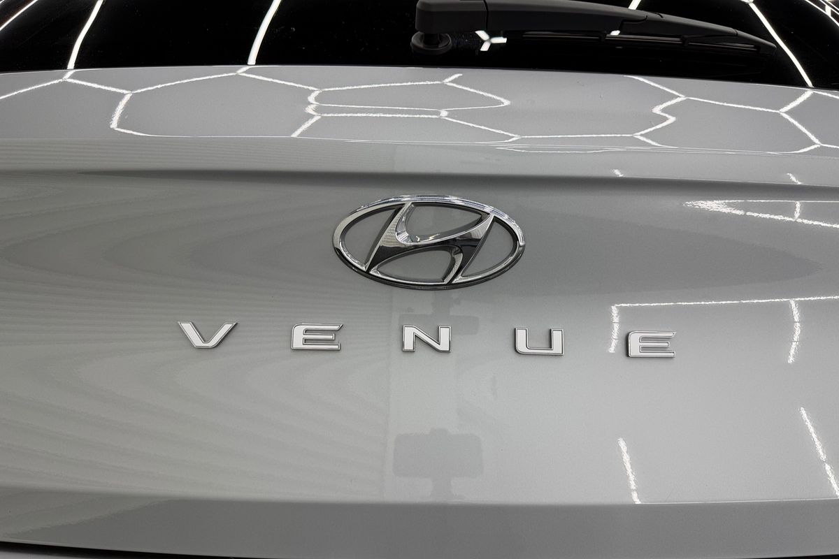 2020 Hyundai Venue Elite QX.2