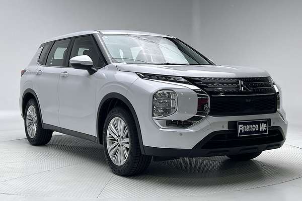 2023 Mitsubishi Outlander ES ZM thumb-0