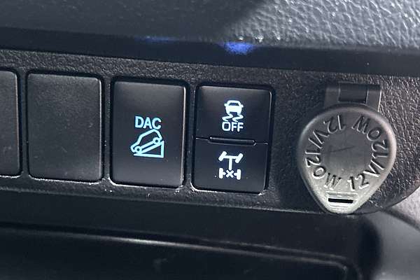 2023 Toyota Hilux SR GUN126R 4X4 thumb-15