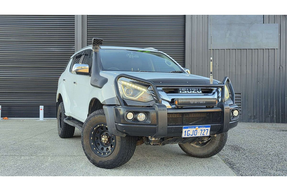 2017 Isuzu MU-X LS-T