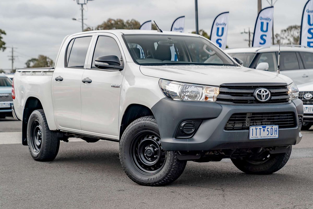 2015 Toyota Hilux Workmate GUN125R 4X4