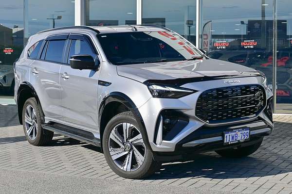 2026 Isuzu MU-X X-TERRAIN