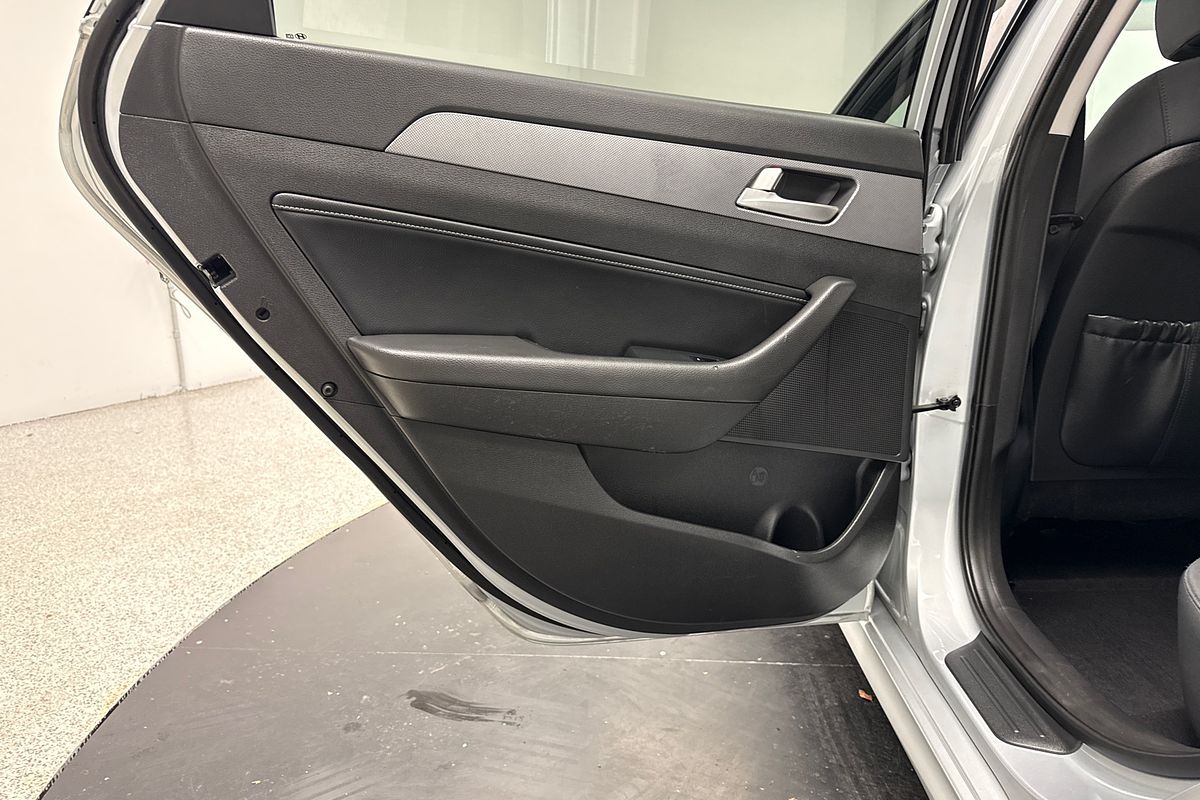 2019 Hyundai SEDAN