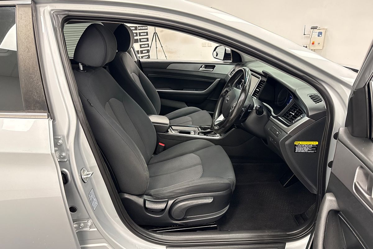 2019 Hyundai SEDAN