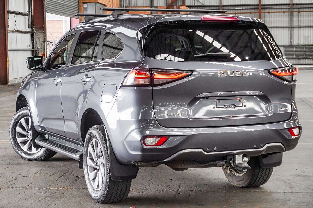 2023 Isuzu MU-X LS-T