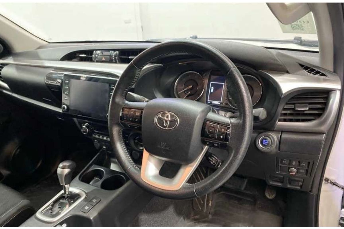 2020 Toyota Hilux SR5 GUN126R 4X4