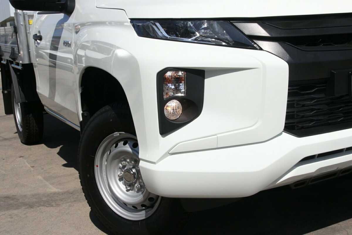 2023 Mitsubishi Triton GLX MR