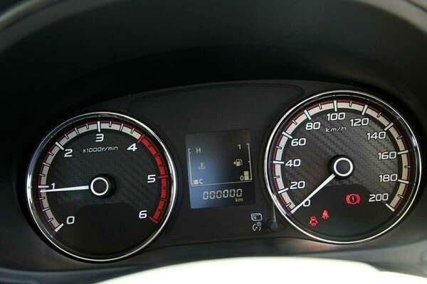 2023 Mitsubishi Triton GLX MR