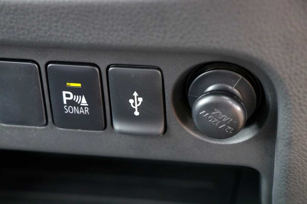 2023 Mitsubishi Triton GLX MR