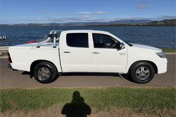 2013 Toyota Hilux SR5 GGN15R MY12 REAR WHEEL DRIVE