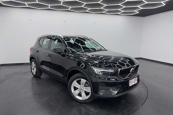 2022 Volvo XC40 Plus B4
