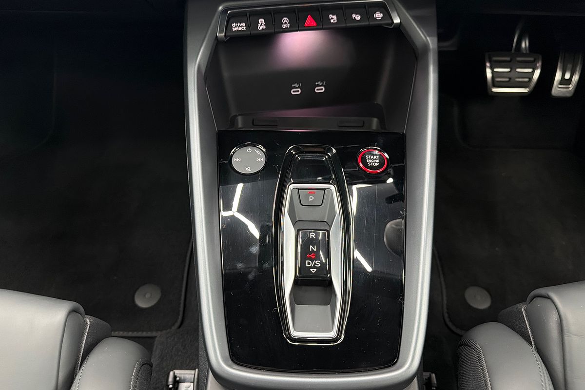 2025 Audi RS3 GY