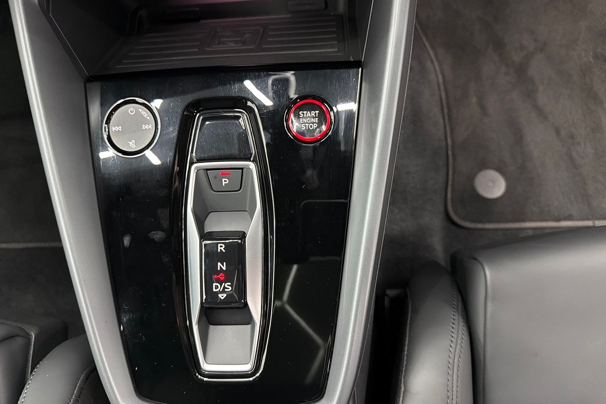 2025 Audi RS3 GY