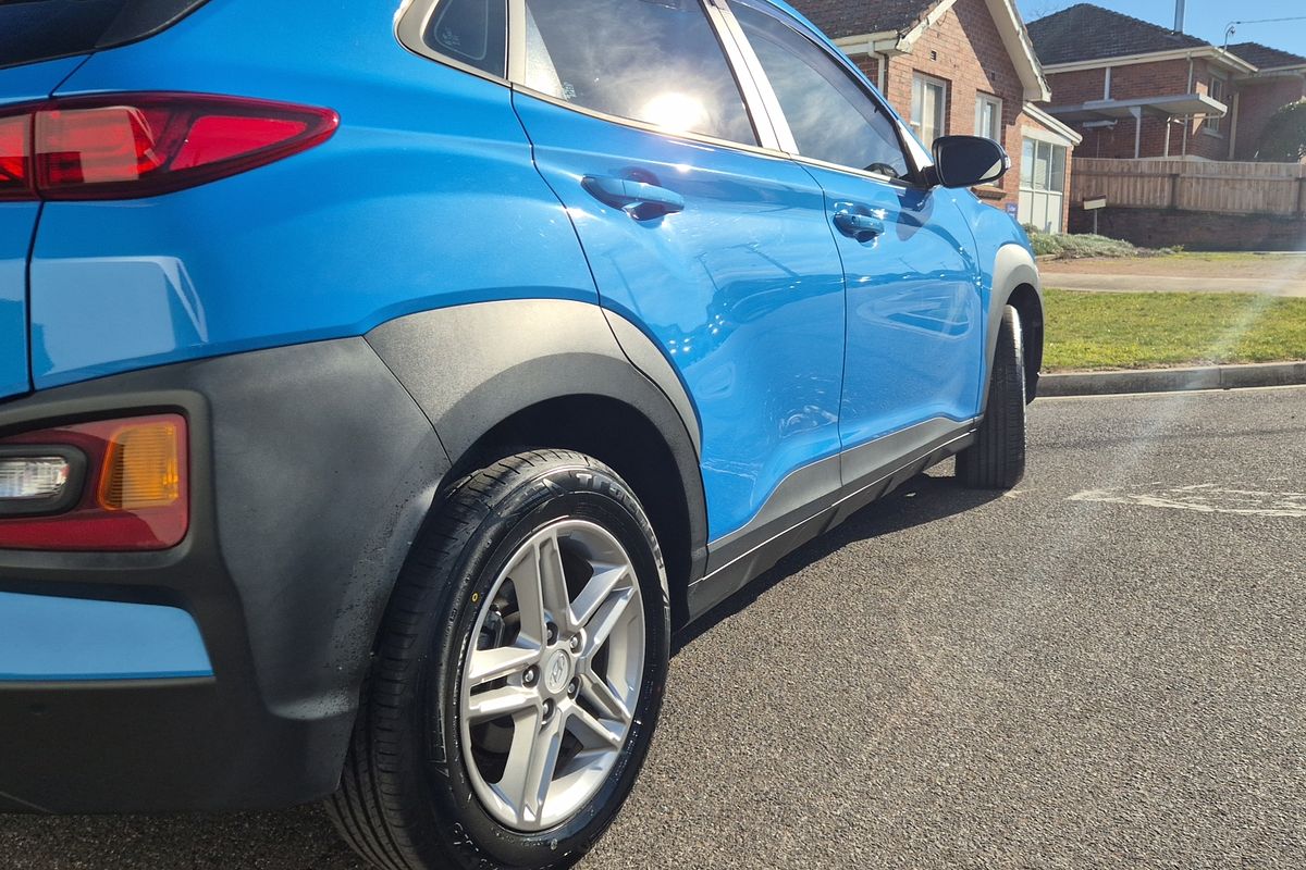 2020 HYUNDAI KONA ACTIVE (FWD) 6 SP AUTOMATIC 4D WAGON 4CYL