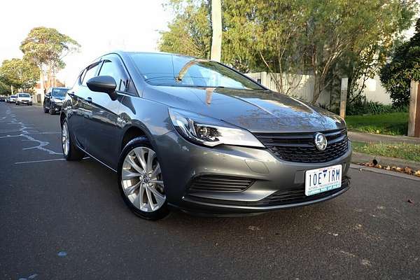 2018 Holden Astra R+ BK