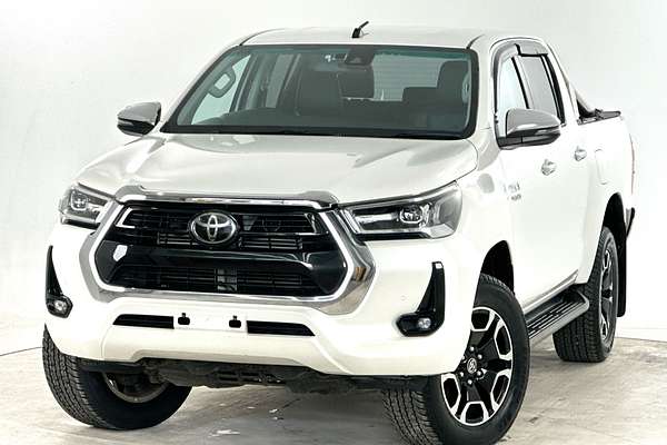 2020 Toyota Hilux SR5 GUN126R 4X4