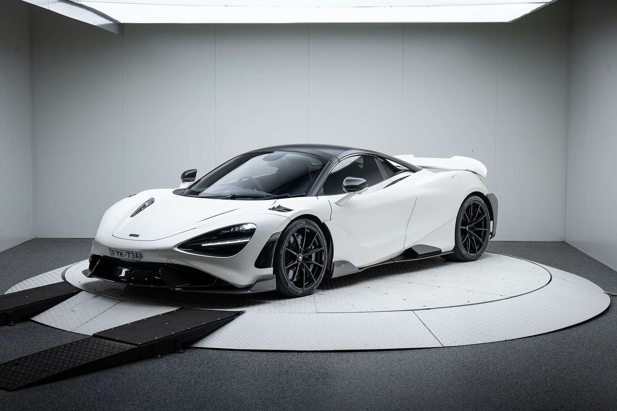 2022 McLaren 765LT P14R