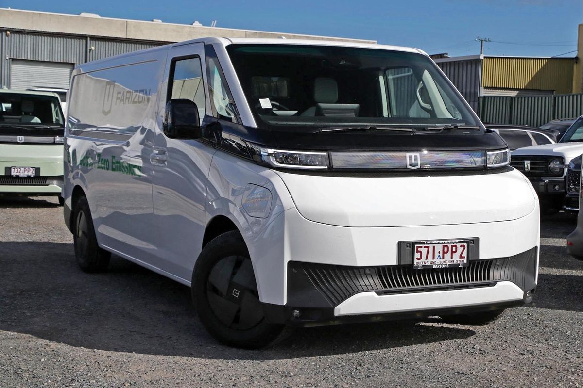2025 Farizon SuperVan LWB Low Roof