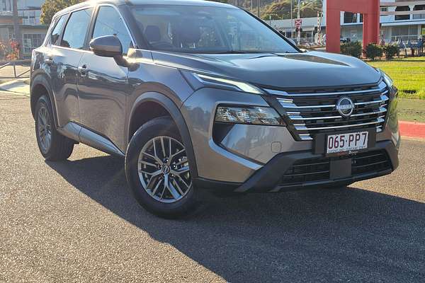 2025 Nissan X-TRAIL ST T33