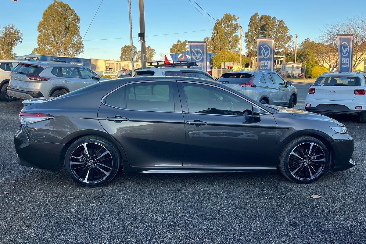 2018 Toyota Camry SX GSV70R