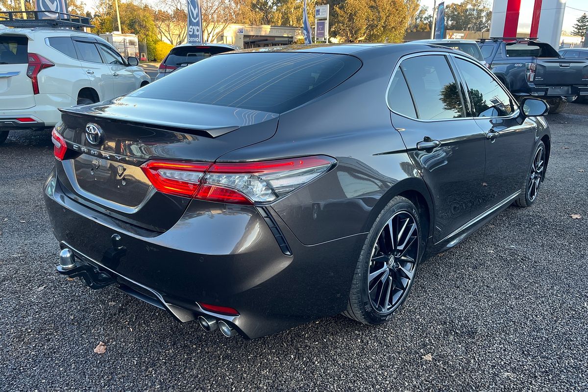 2018 Toyota Camry SX GSV70R