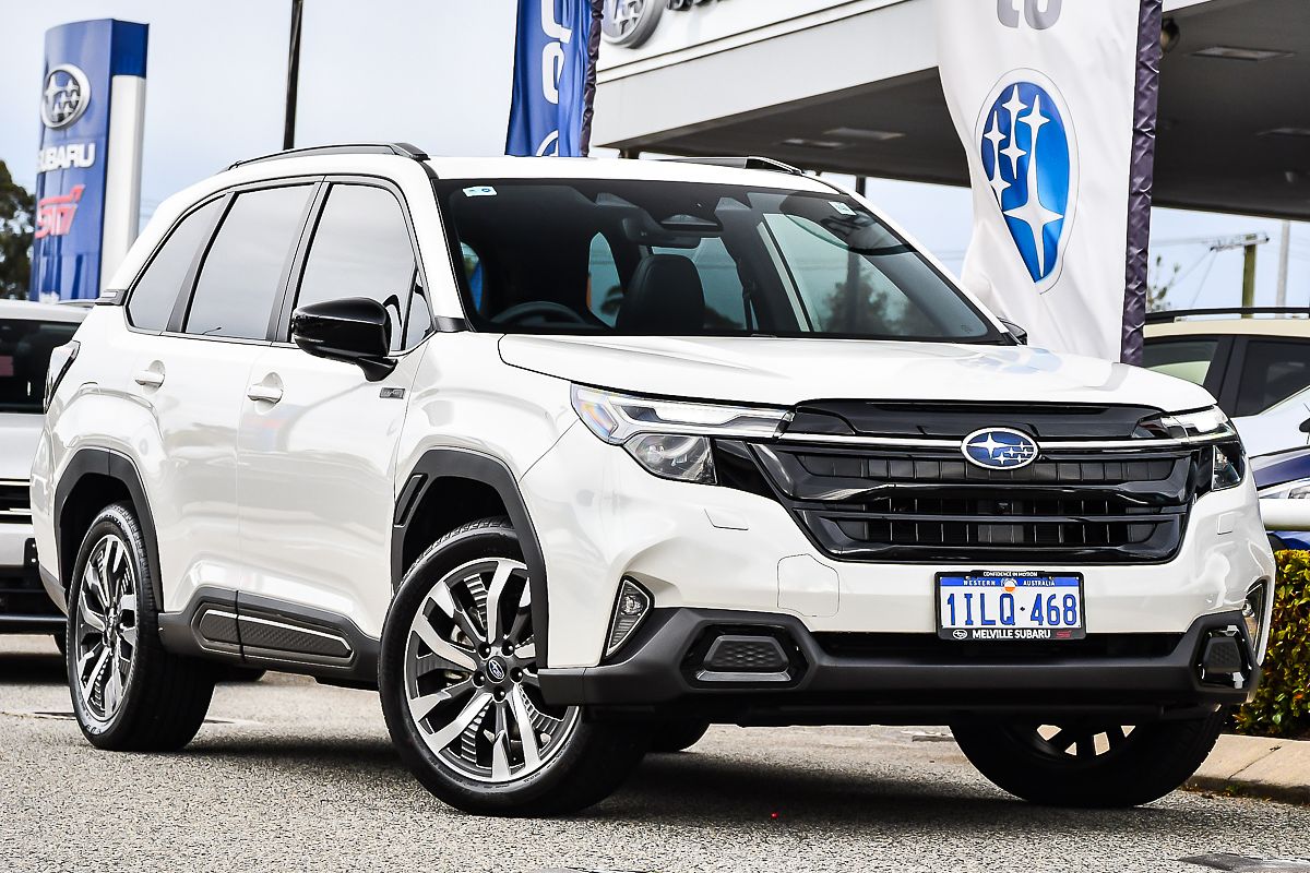 2025 Subaru Forester Hybrid Touring S6
