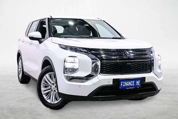 2024 Mitsubishi Outlander ES ZM