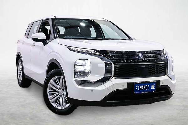 2024 Mitsubishi Outlander ES ZM