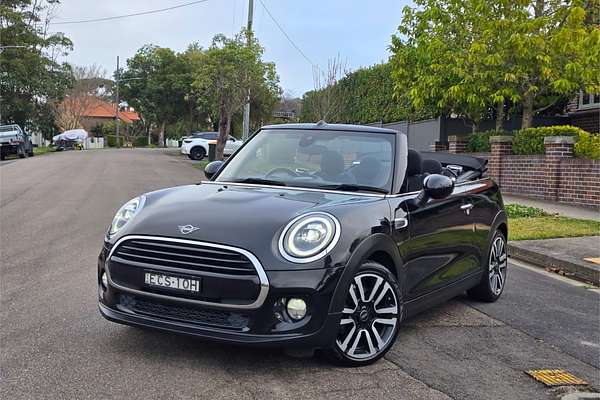 2019 MINI Convertible COOPER F57