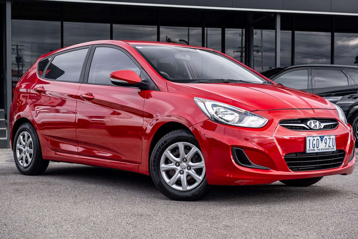 2014 Hyundai Accent Active RB2