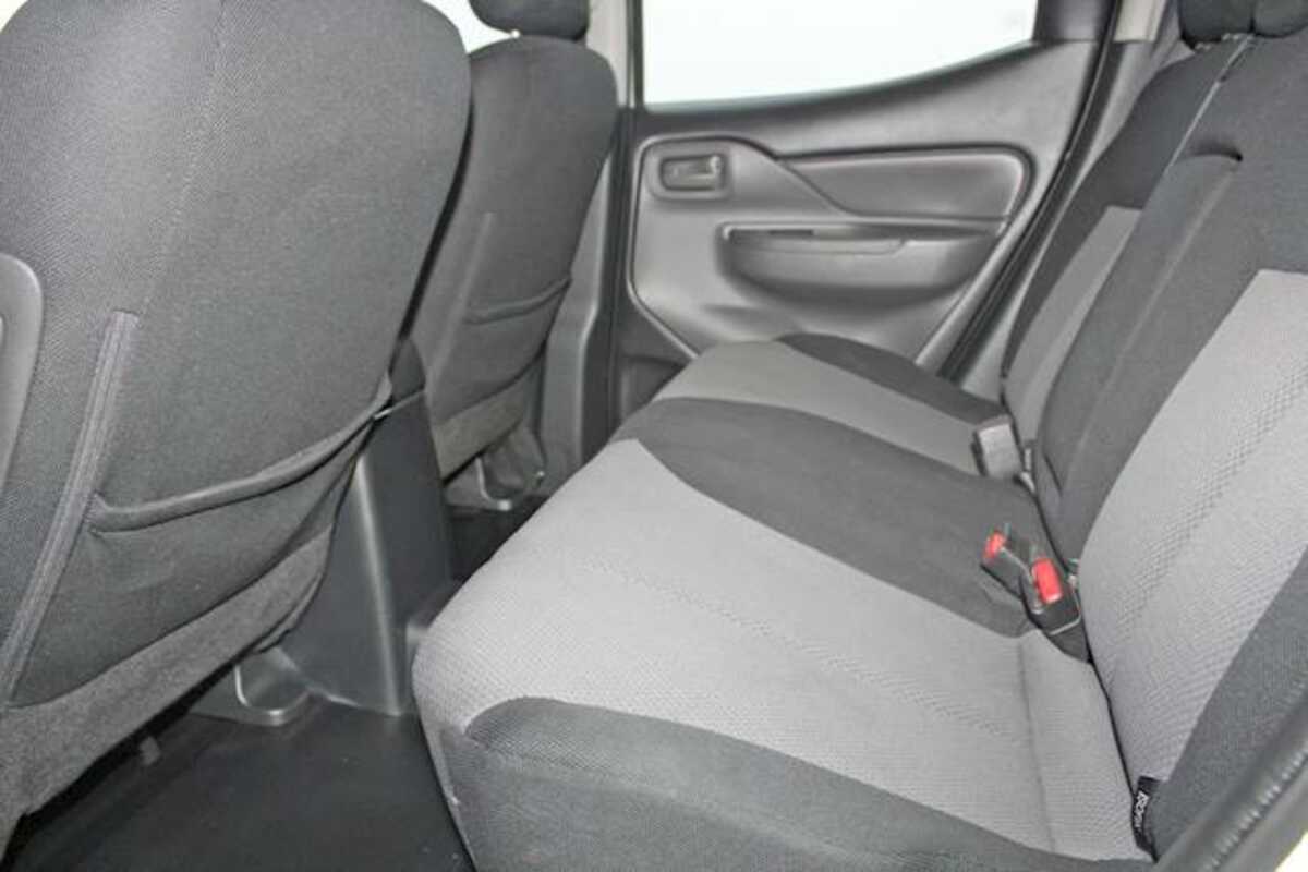 2016 Mitsubishi Triton GLX MQ