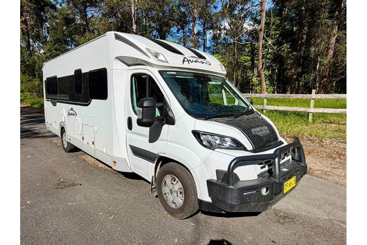 2025 Avan OVATION M6 TITANIUM SINGLE BEDS MOTORHOME FIAT DUCATO