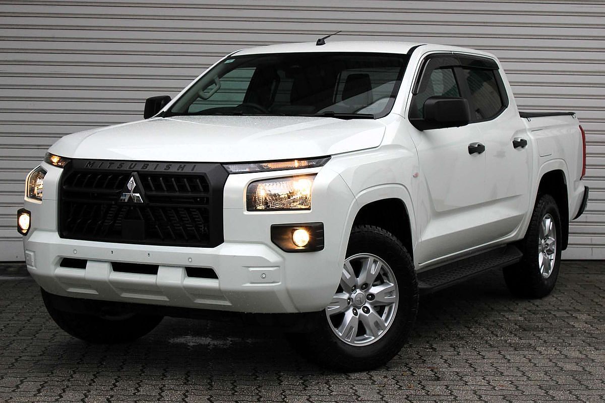 2024 Mitsubishi Triton GLX+ MV 4X4