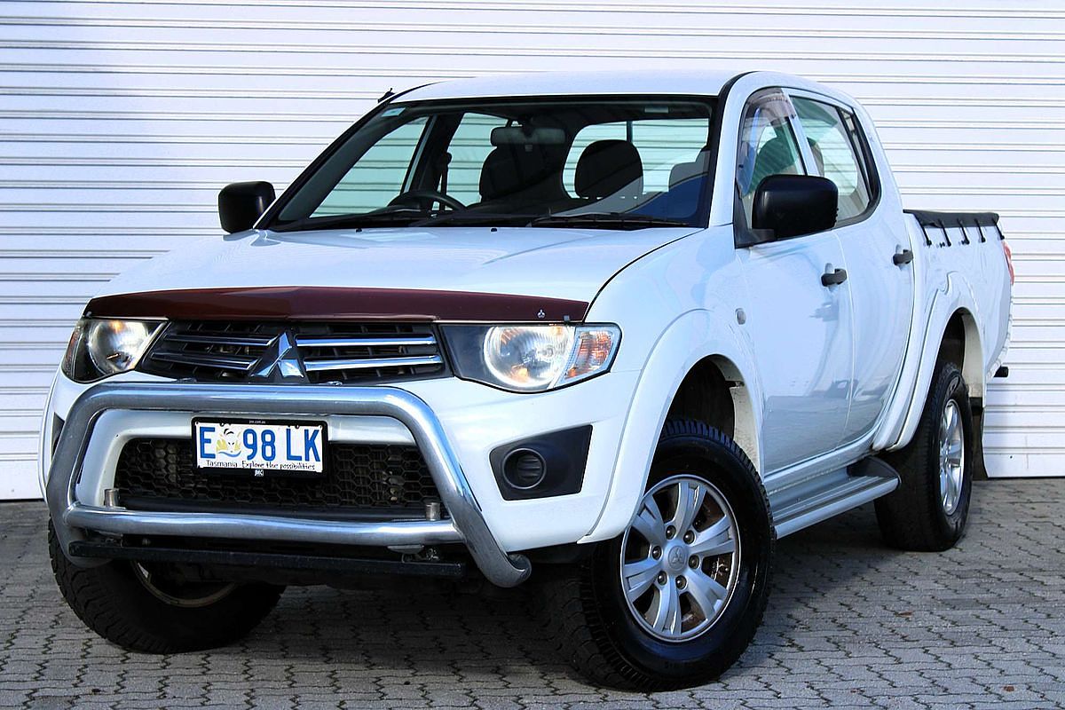 2015 Mitsubishi Triton GLX MN 4X4