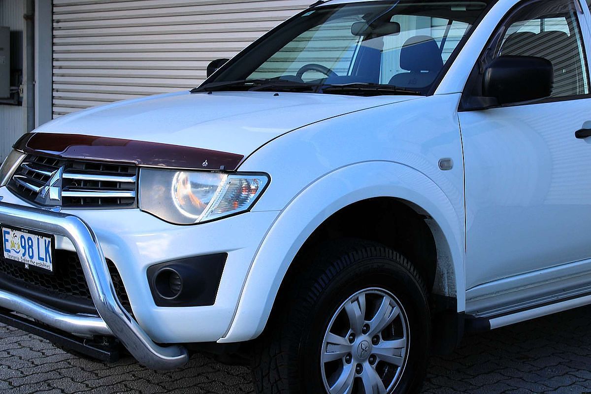 2015 Mitsubishi Triton GLX MN 4X4