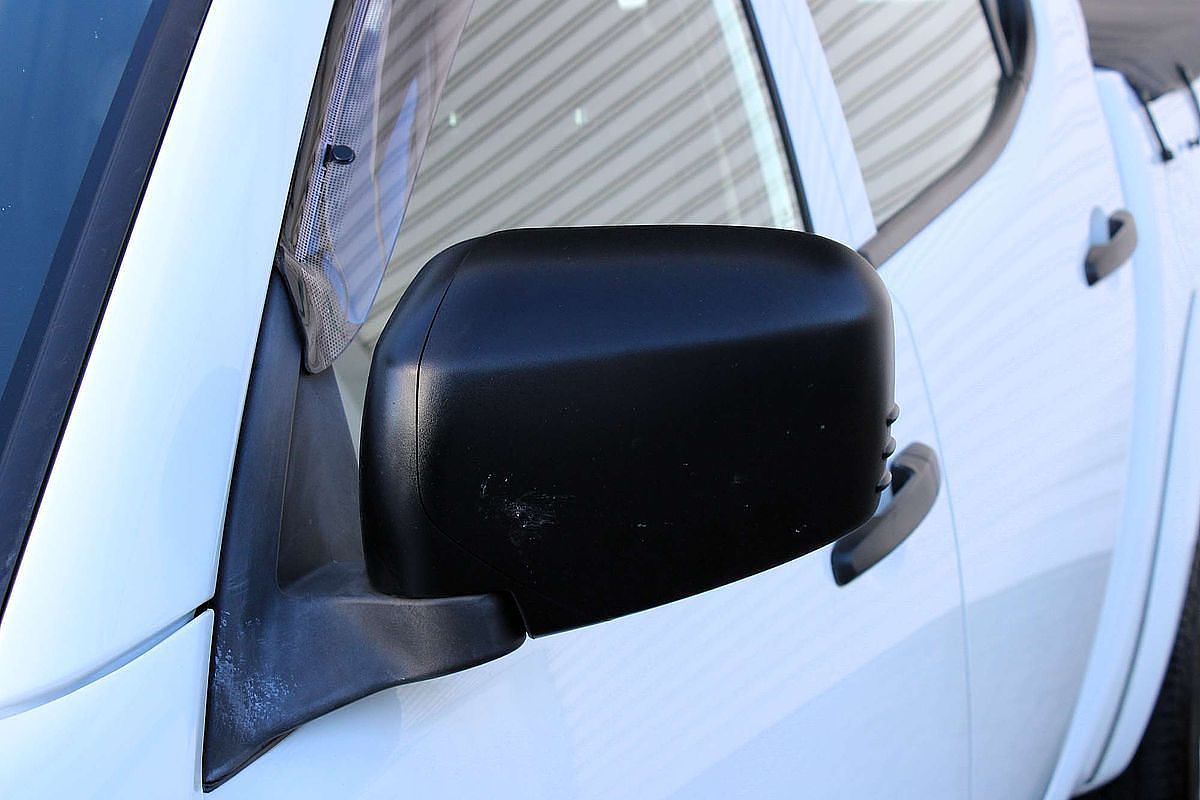 2015 Mitsubishi Triton GLX MN 4X4