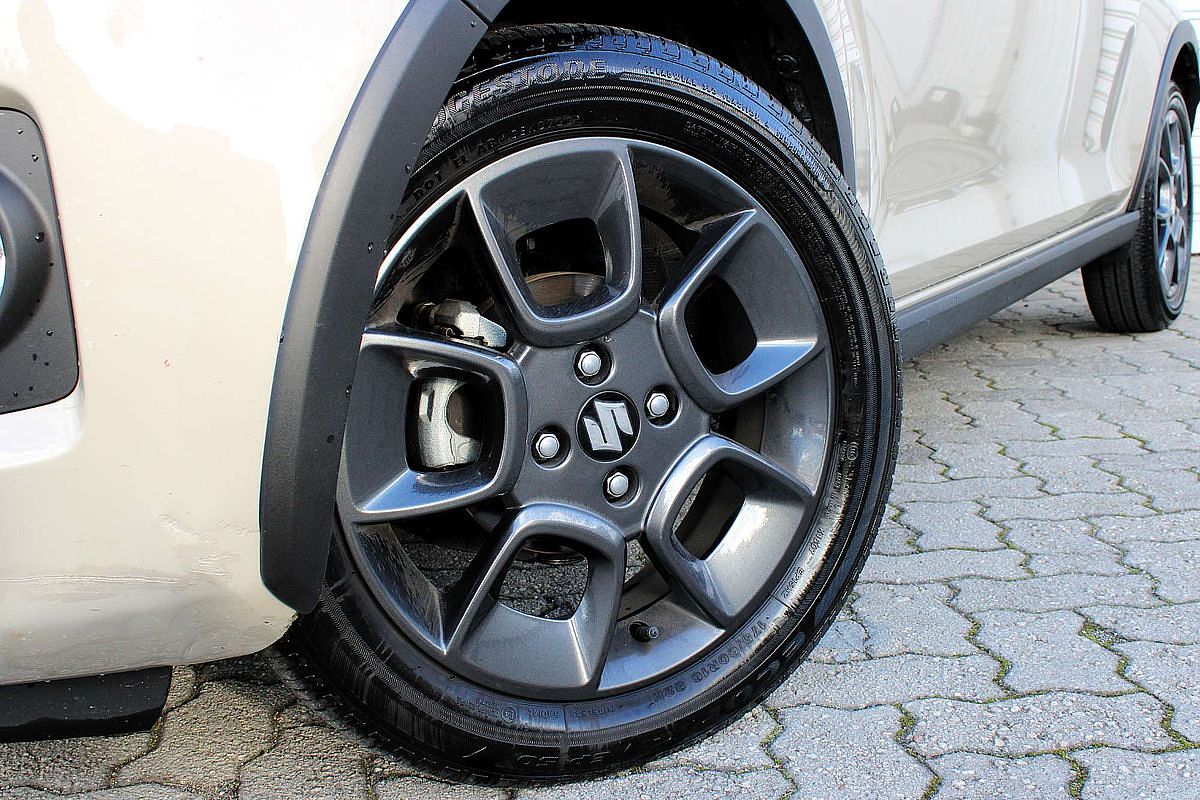 2023 Suzuki Ignis GLX MF Series II