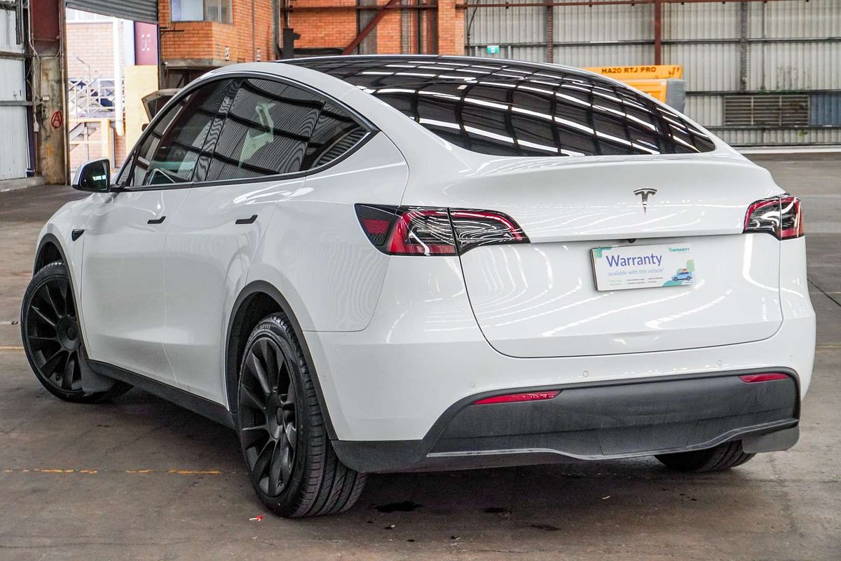 2022 Tesla Model Y Rear-Wheel Drive
